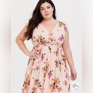 Torrid Blush Pink Floral Chiffon Hi-Lo Dress Flower Shower Size 1